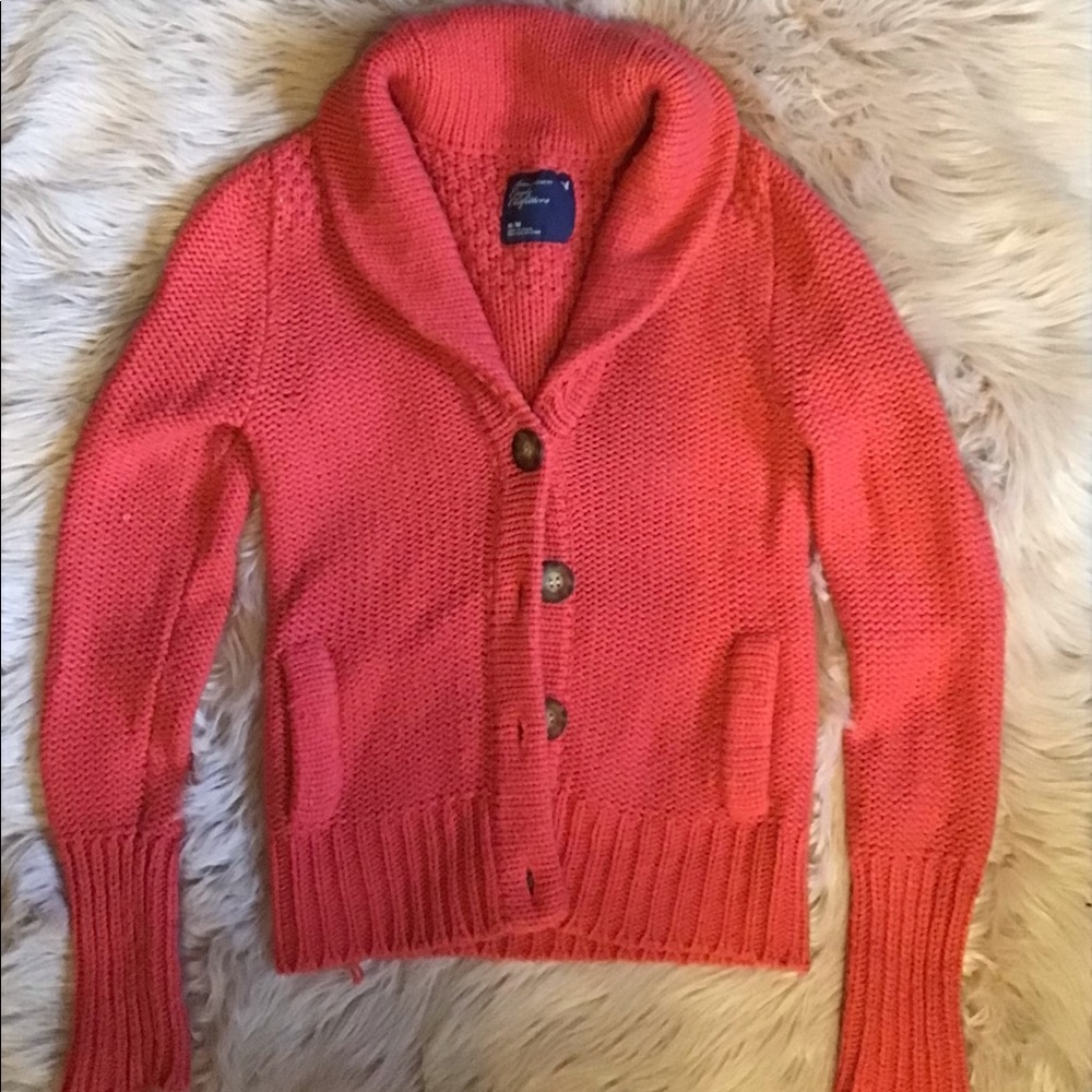 American Eagle salmon colored medium cardigan